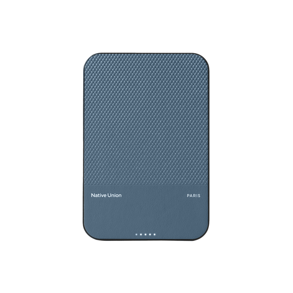 Внешний аккумулятор MagSafe Native Union (Re)Classic Power Bank 5000mAh, синий Внешний аккумулятор MagSafe Native Union (Re)Classic Power Bank 5000mAh, синий