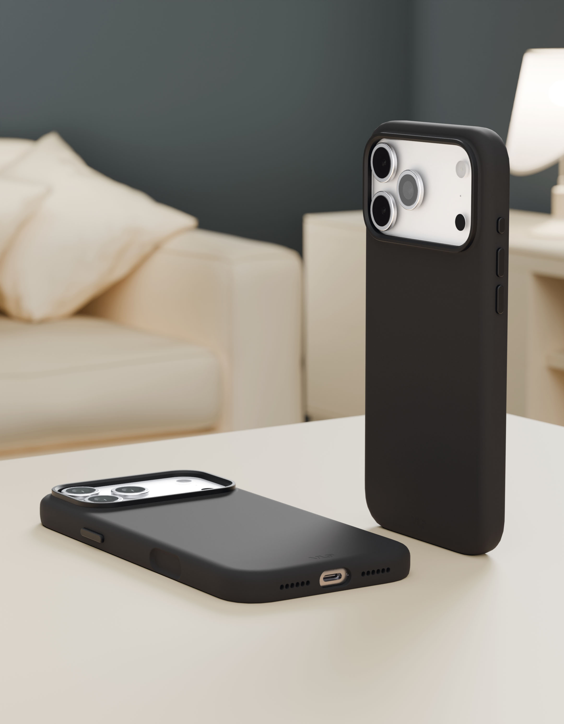 На фото изображено Чехол защитный VLP Aster Pro Case с MagSafe для iPhone 17 Pro Max, черный