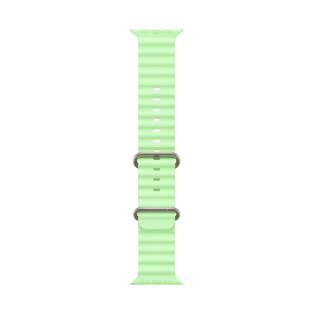 На фото изображено Apple Watch Ultra 3 GPS + Cellular, 49 мм, корпус из натурального титана, ремешок Ocean Band, цвет неоновый зелёный