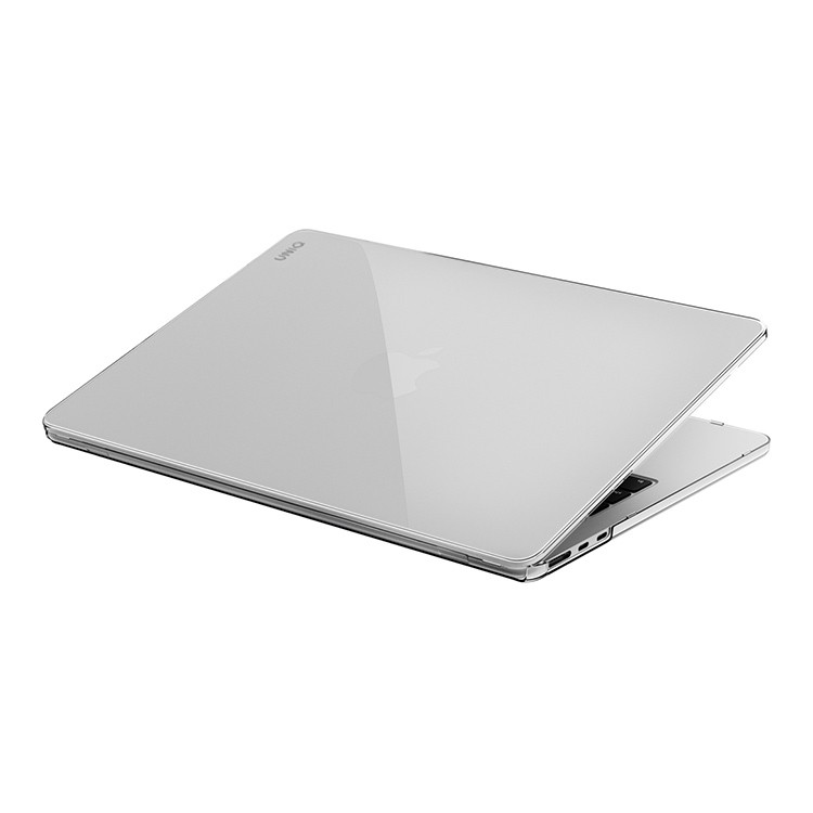 На фото изображено Uniq VERO для MacBook Air 13 M2-M4, Crystal Clear